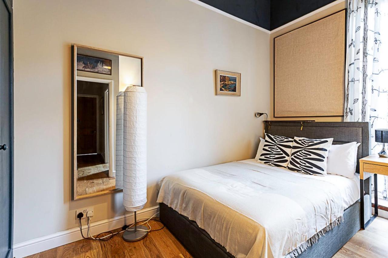 Beautiful Two Bedroom Abode Near Victoria Λονδίνο Εξωτερικό φωτογραφία